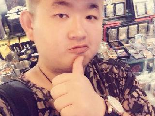 哺乳视频播放,跟随视频重温哺乳动物的温馨瞬间