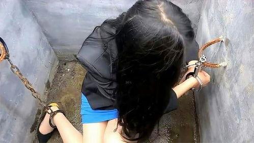 女囚镣铐视频,女囚生活纪实